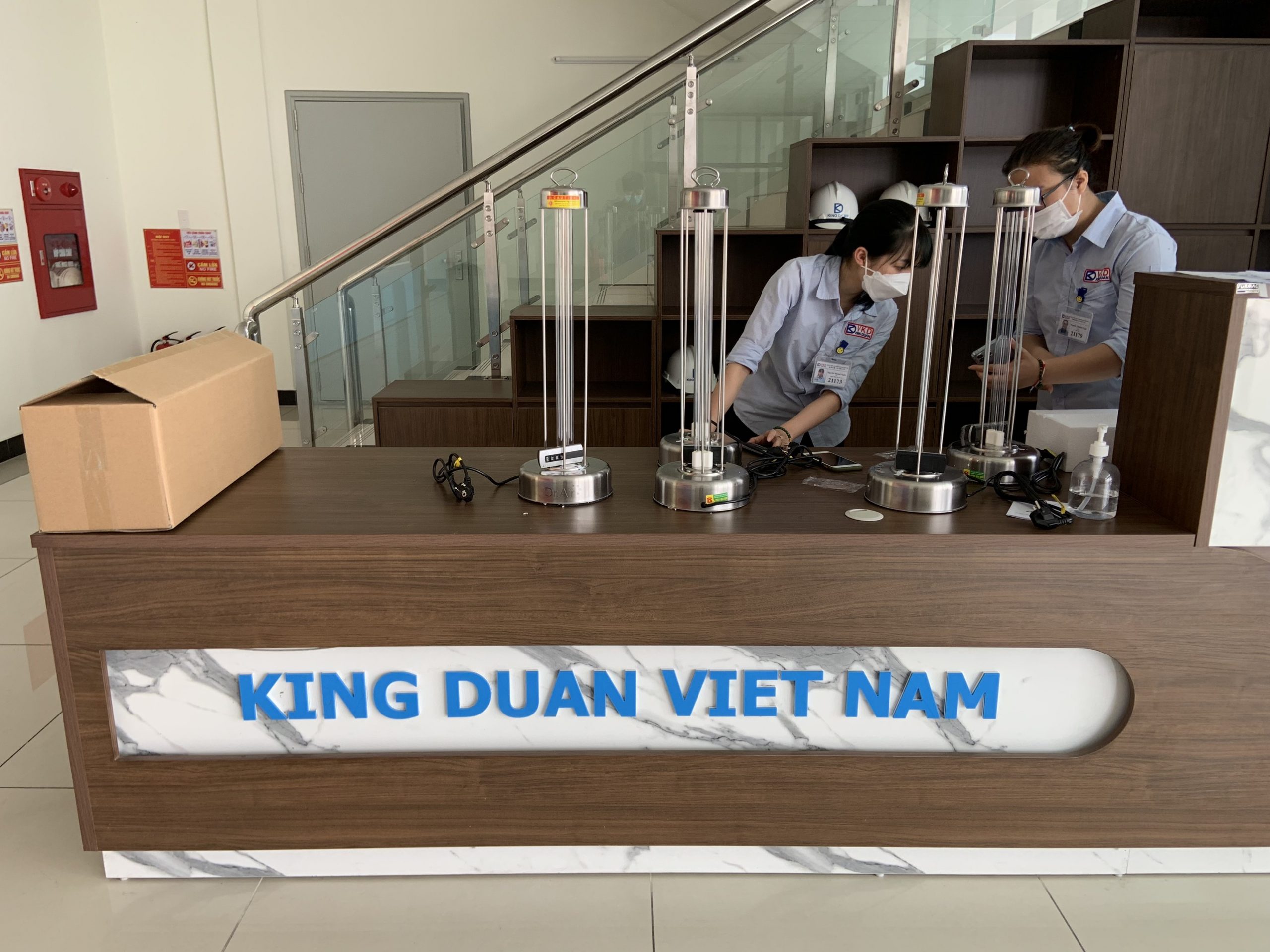 Đèn_Dr.Air_UV100W_khử_trùng_phòng_tại_King_Duan_VN